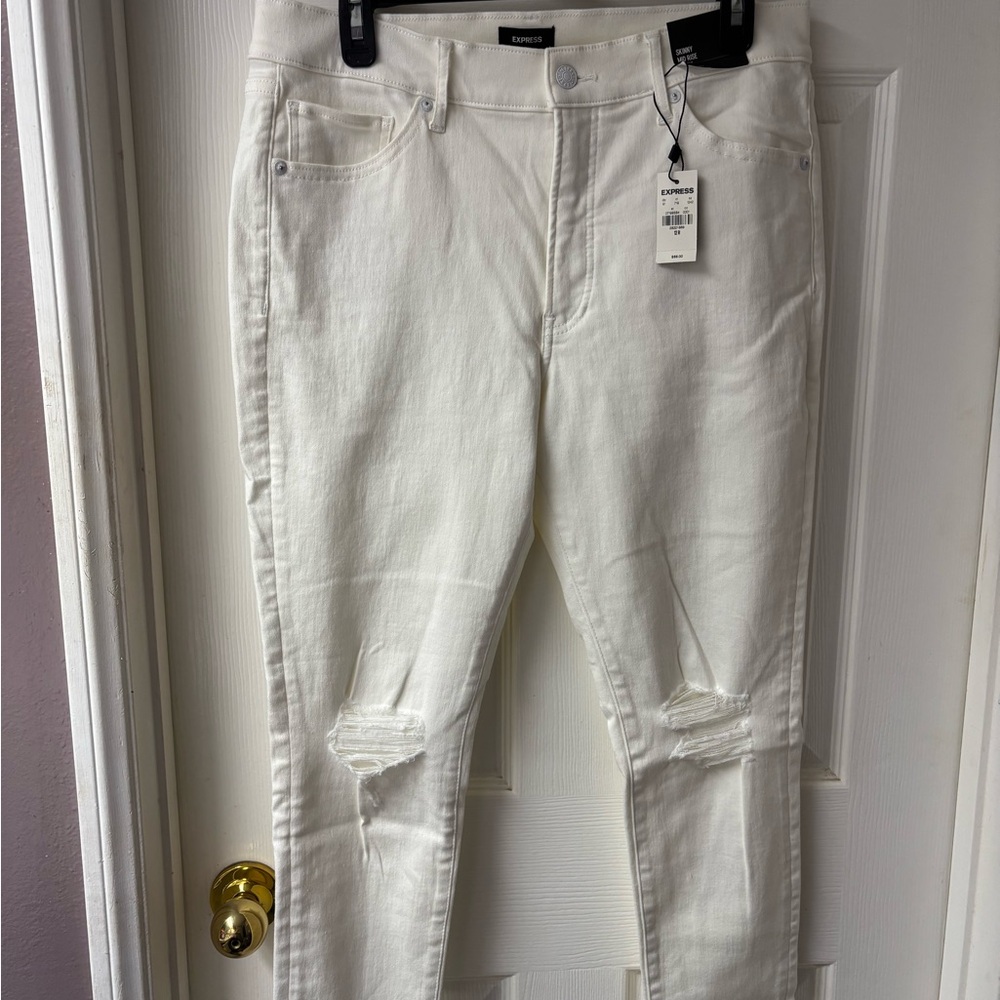 Express Women's Cream Distressed Skinny Jeans